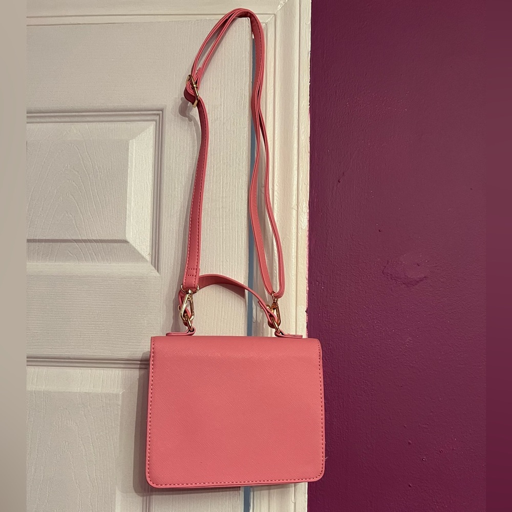 Pink Purse - Picture 2 of 3